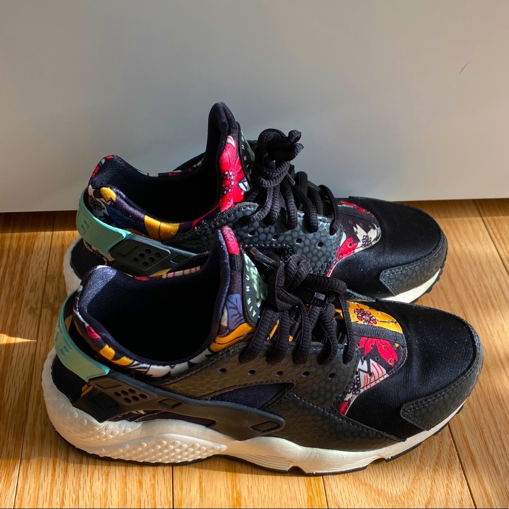 Nike Air Huarache “Aloha”